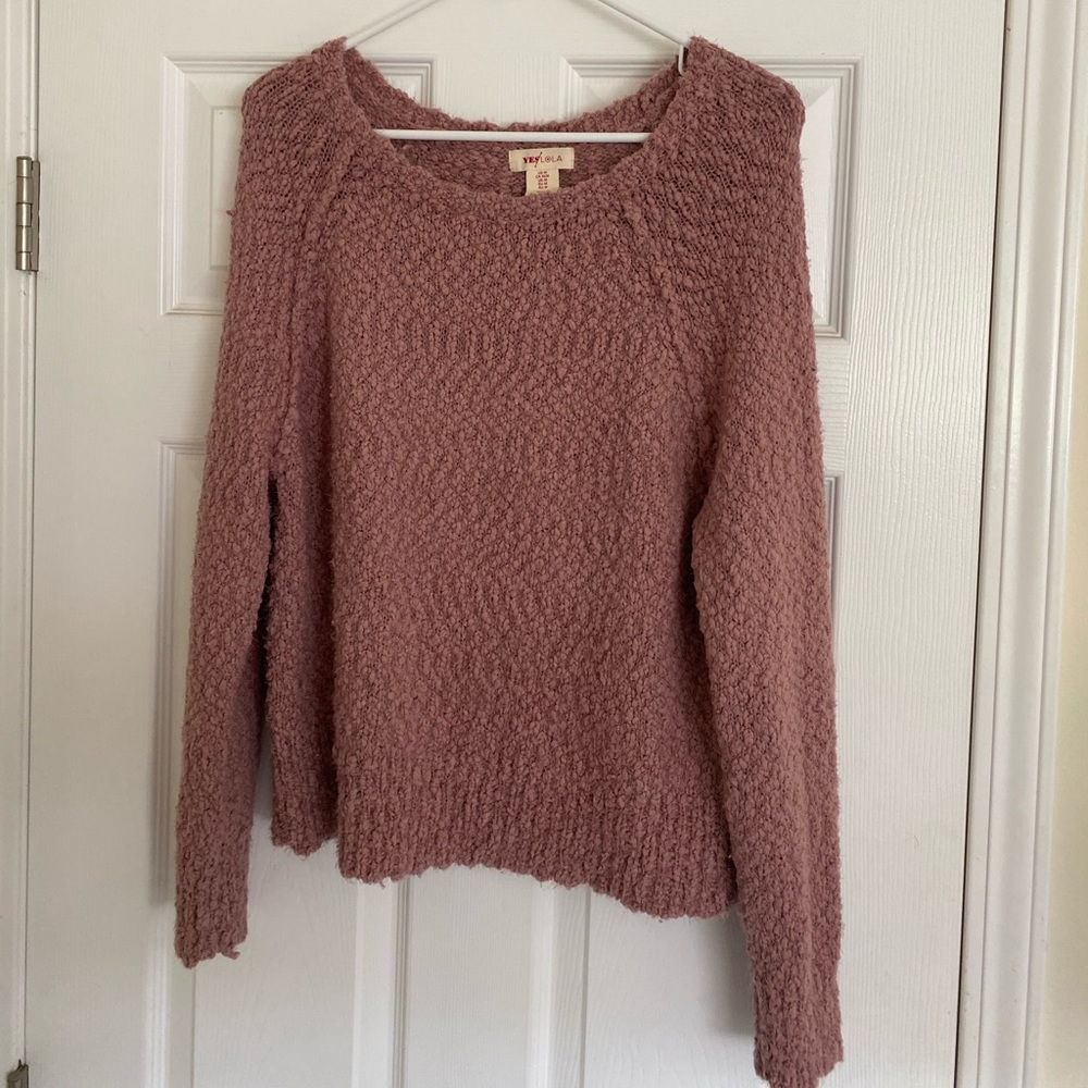Gently used Mauve Yes/LOLA sweater.